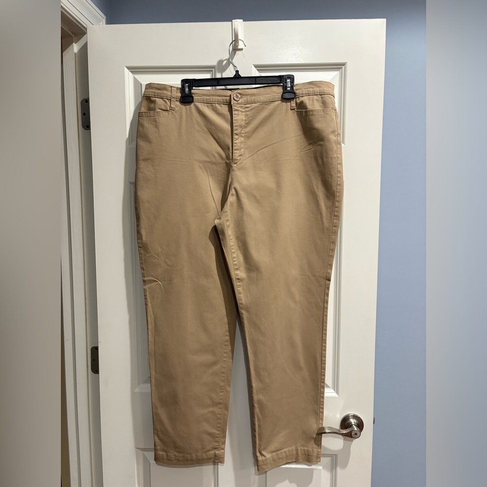 Gloria Vanderbilt Women’s Khaki Chinos 18W, Amanda Trouser